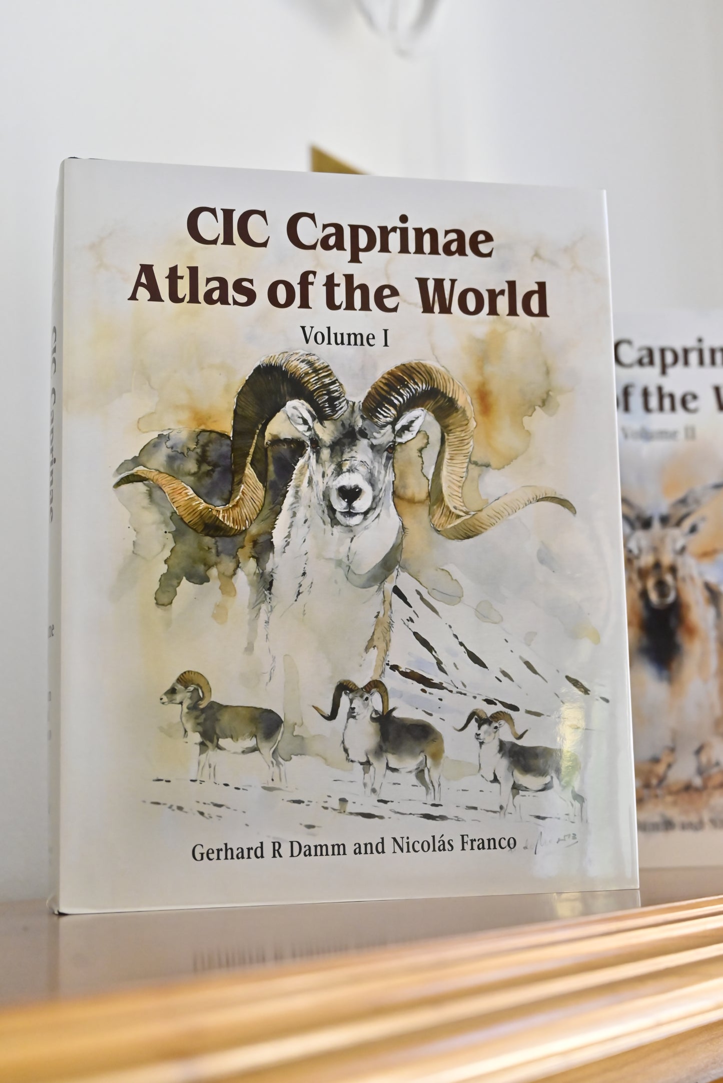 Carpinae Atlas of the World vol. I / II